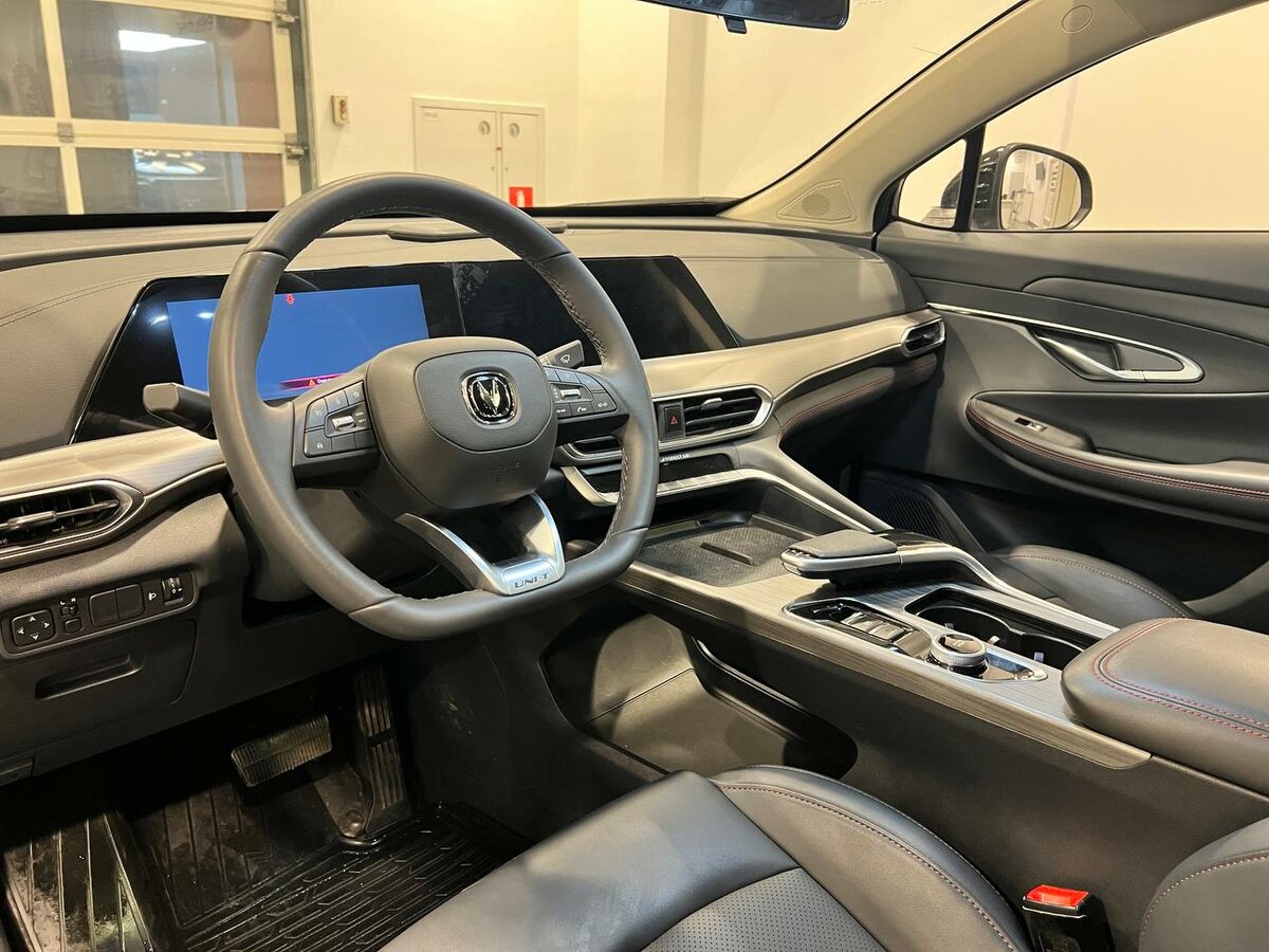 Changan UNI-T I, 2023 Фото №7