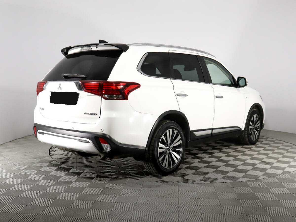 Mitsubishi Outlander, 2019 Фото №8