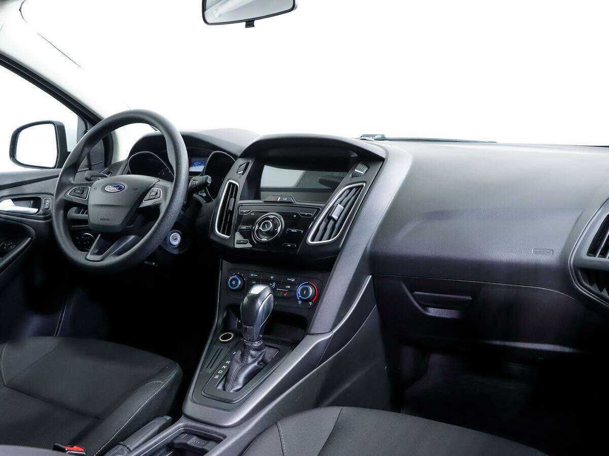 Ford Focus, 2018 Фото №9