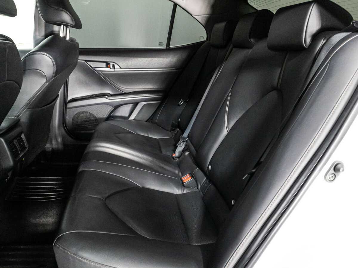 Toyota Camry, 2019 Фото №10