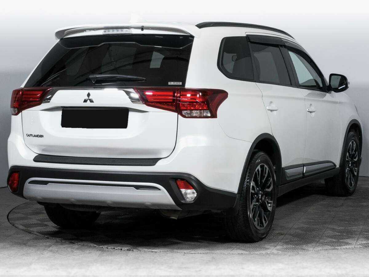 Mitsubishi Outlander, 2021 Фото №5