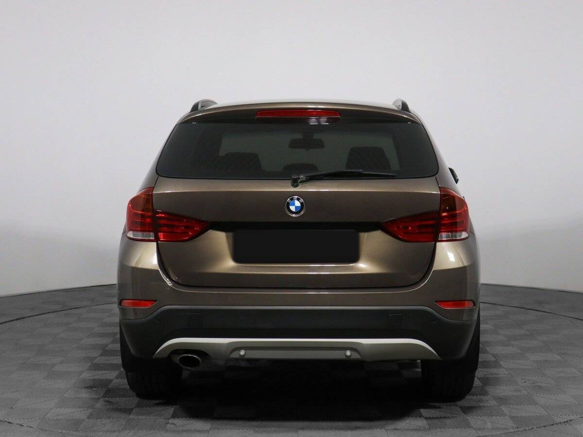 BMW X1 18i, 2014 Фото №5