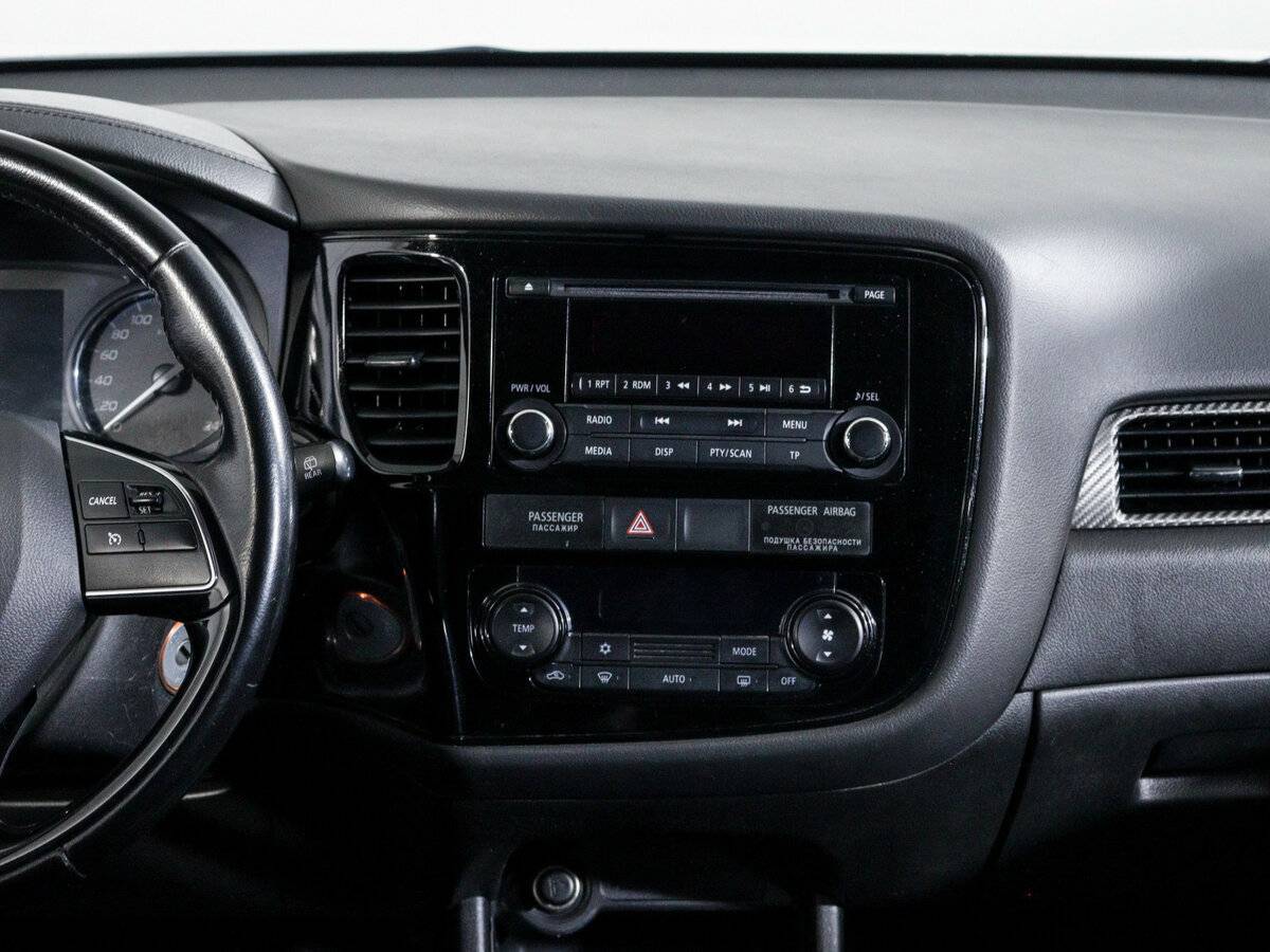 Mitsubishi Outlander, 2015 Фото №10