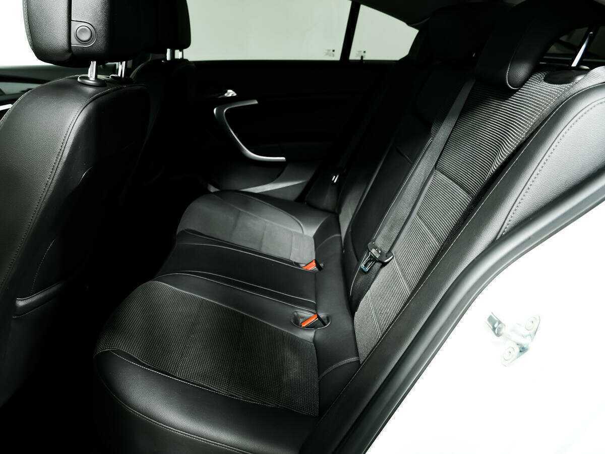 Opel Insignia, 2012 Фото №12