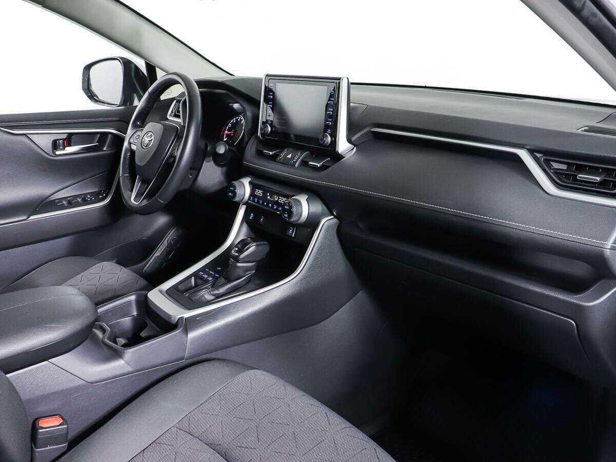 Toyota RAV4, 2020 Фото №10