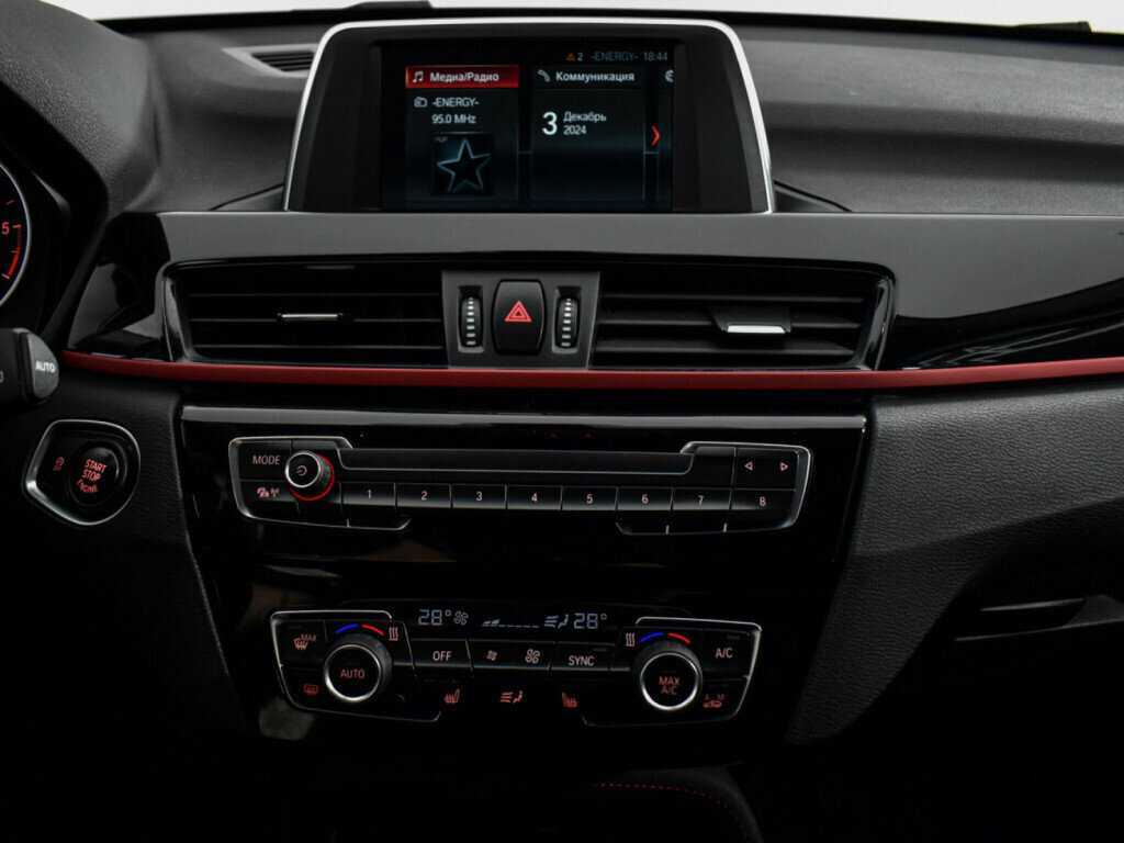 BMW X1 18d xDrive, 2017 Фото №13