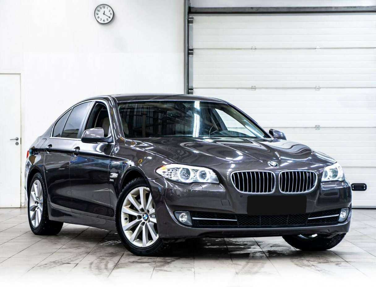 BMW 5 серии 535i xDrive, 2012 Фото №2