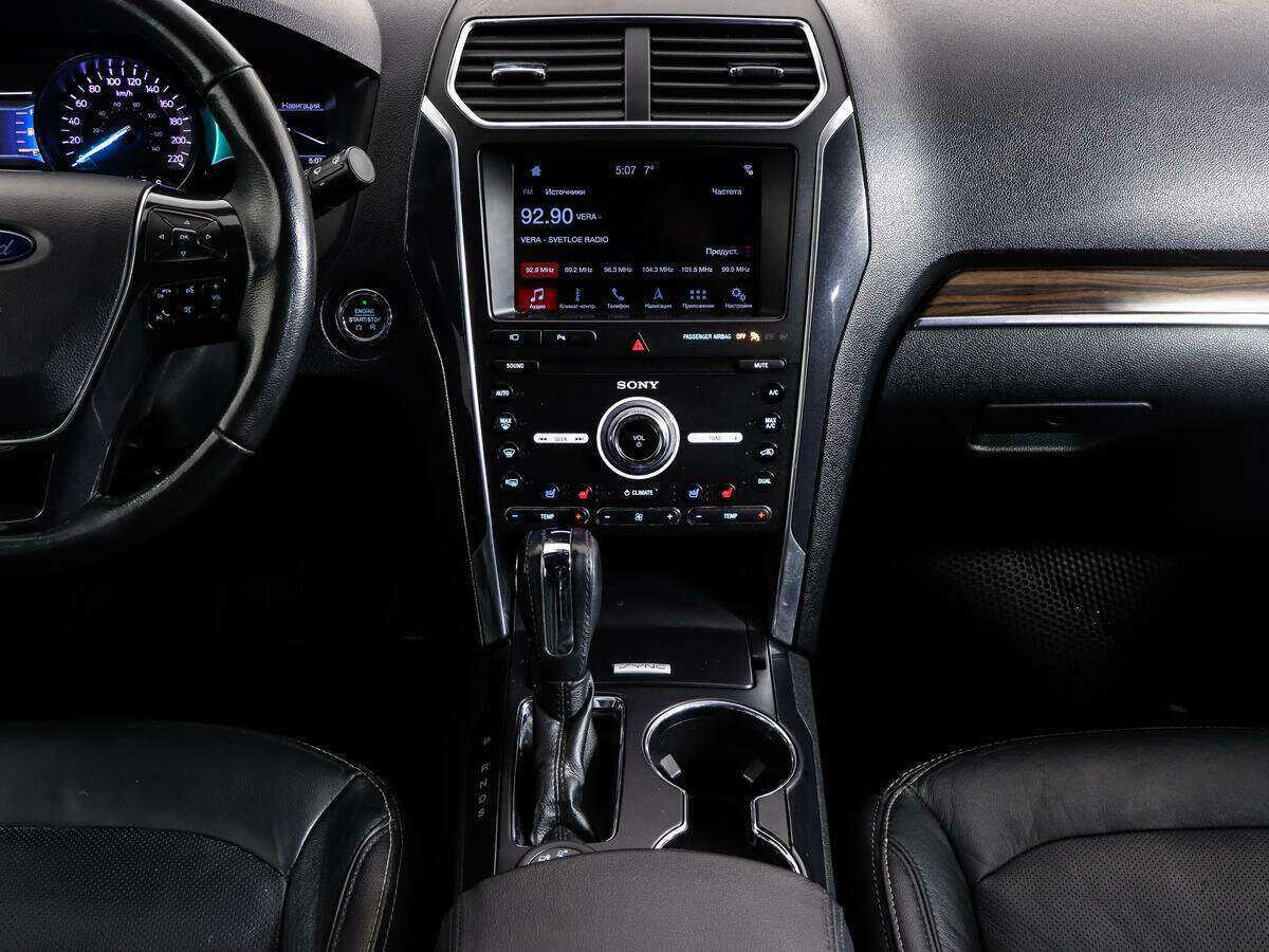 Ford Explorer, 2018 Фото №11