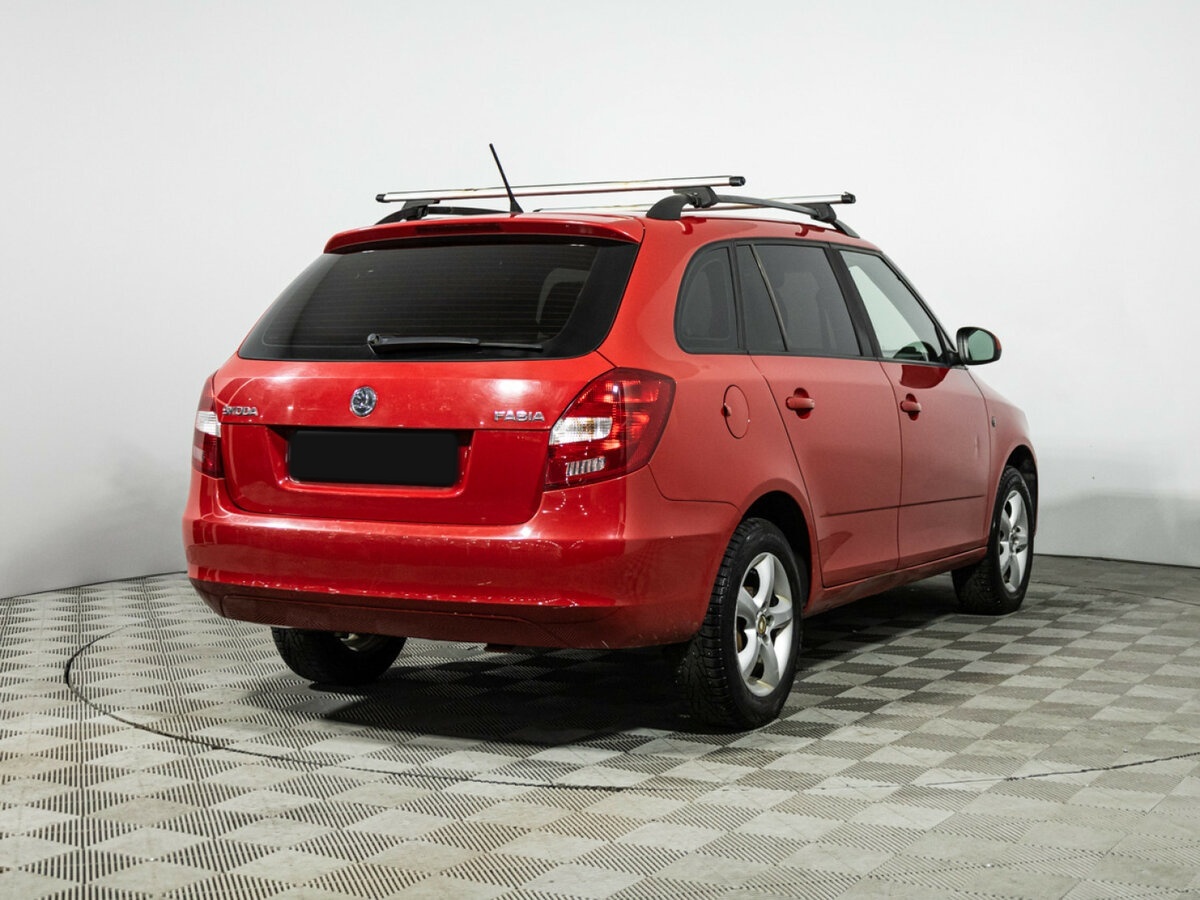 Skoda Fabia II Рестайлинг, 2014 Фото №4