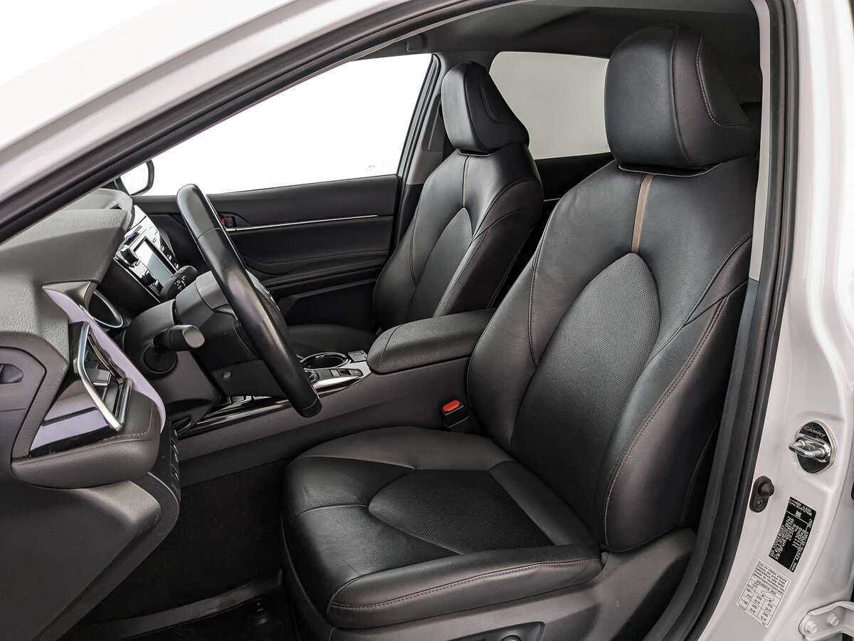 Toyota Camry, 2021 Фото №15