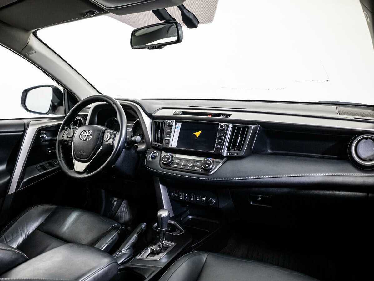 Toyota RAV4, 2018 Фото №7