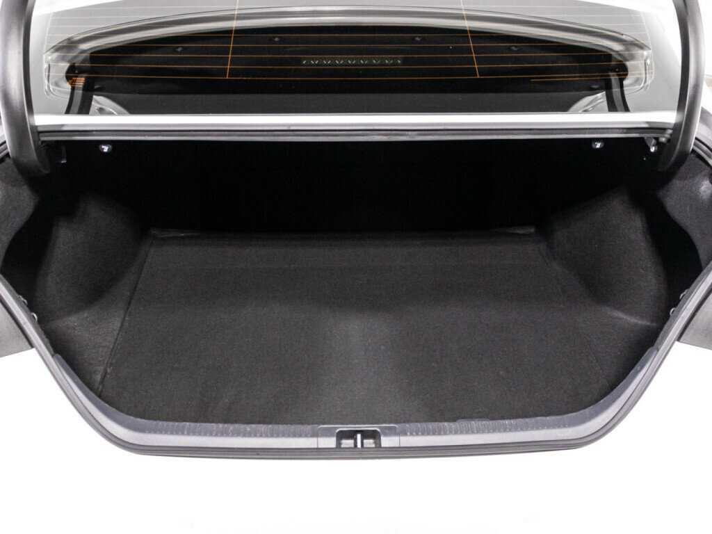 Toyota Camry, 2021 Фото №15