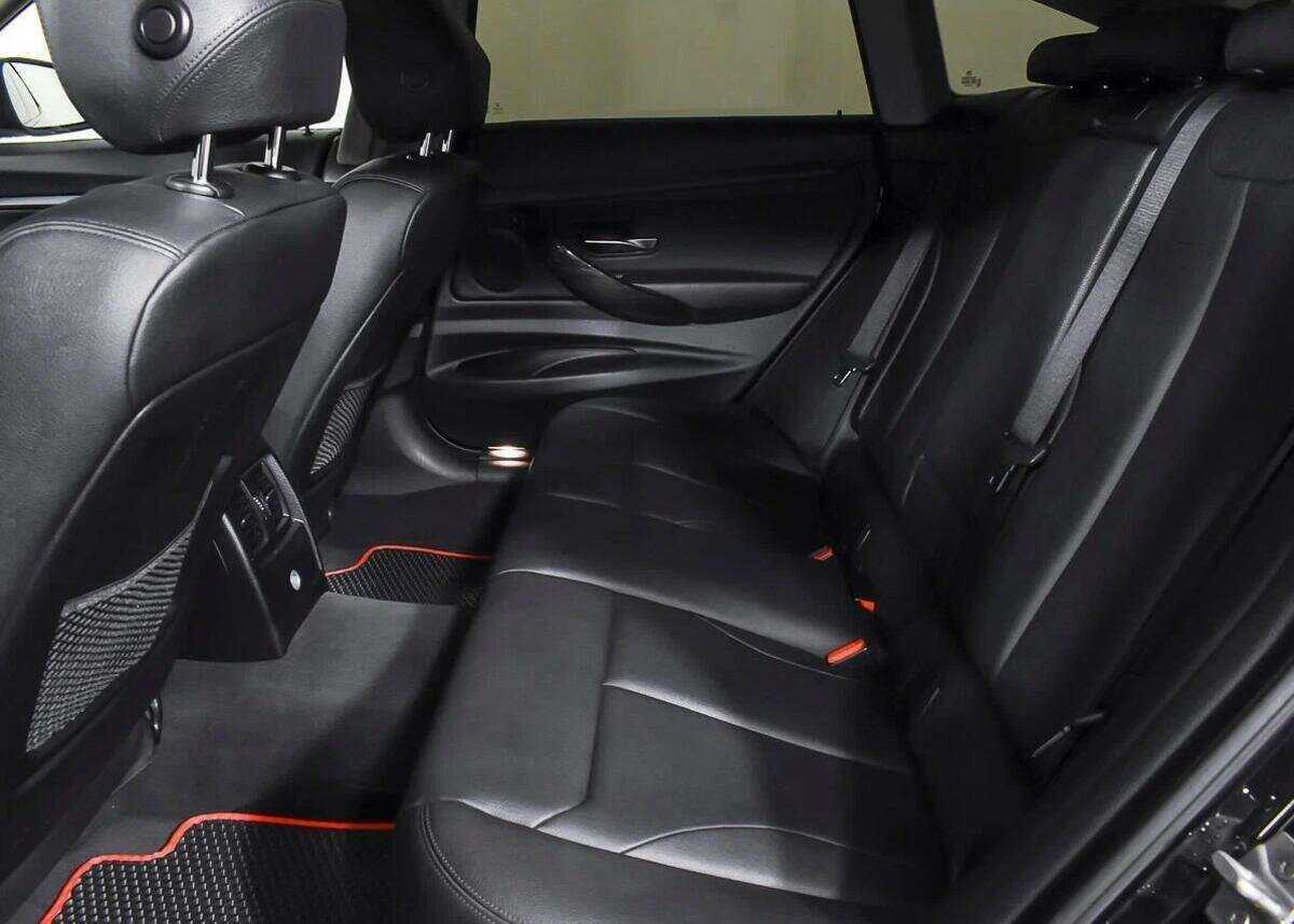 BMW 3 серии Gran Turismo 320i xDrive, 2016 Фото №8