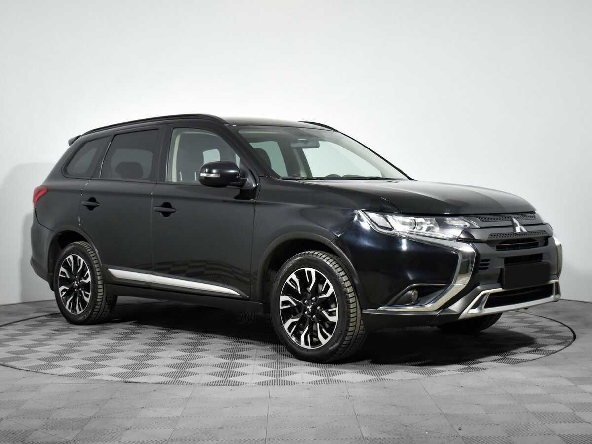 Mitsubishi Outlander, 2021 Фото №3