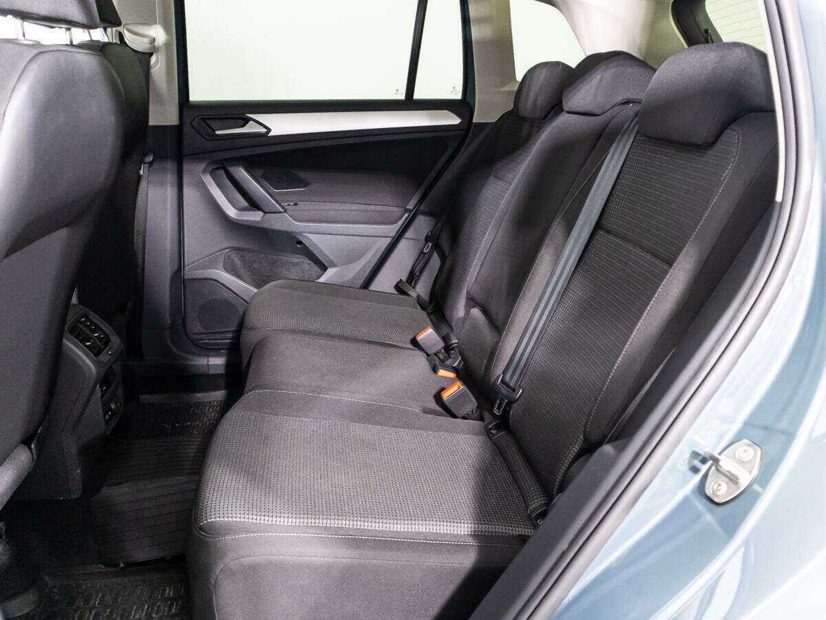 Volkswagen Tiguan, 2019 Фото №10