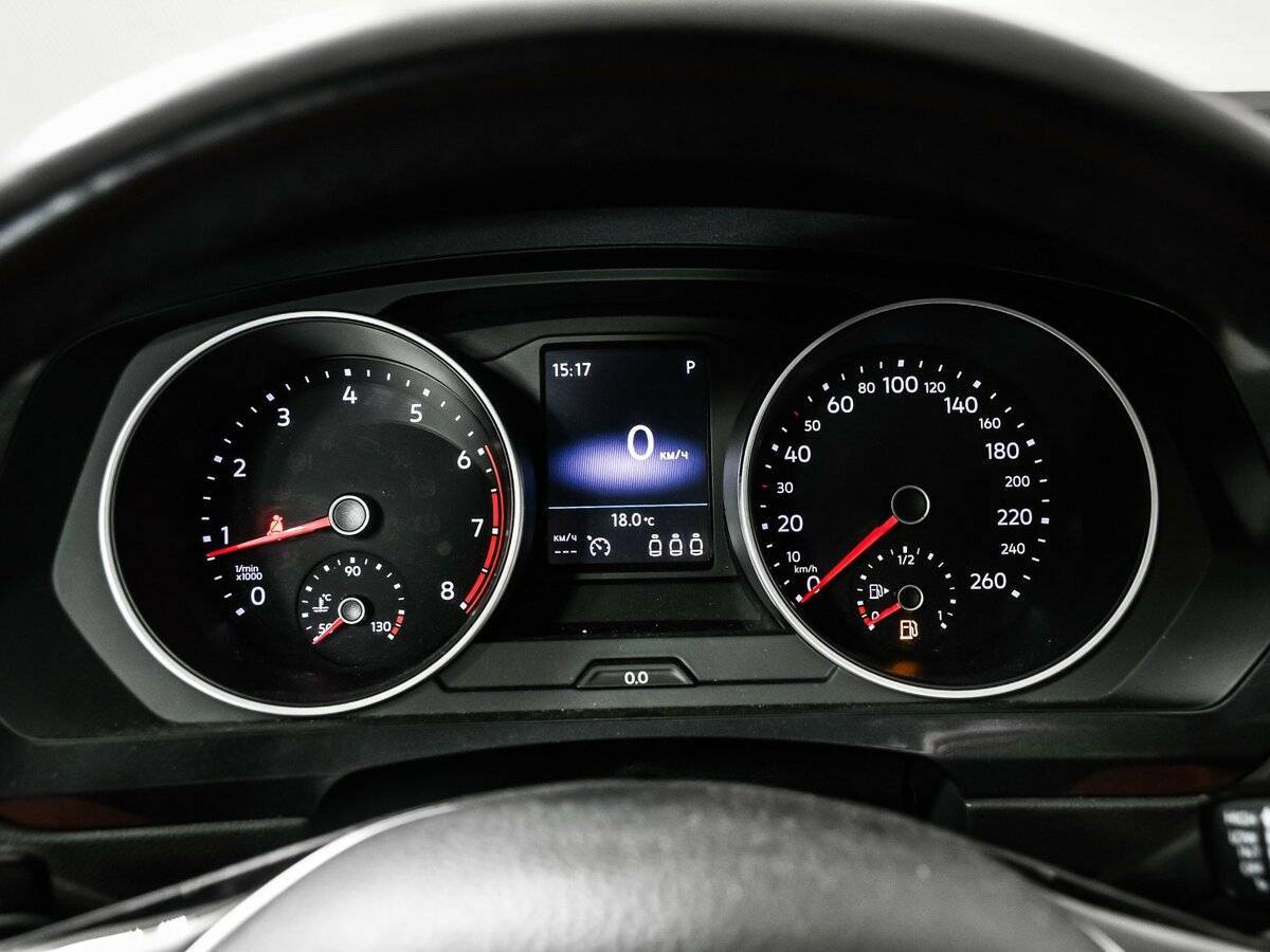 Volkswagen Tiguan, 2018 Фото №10