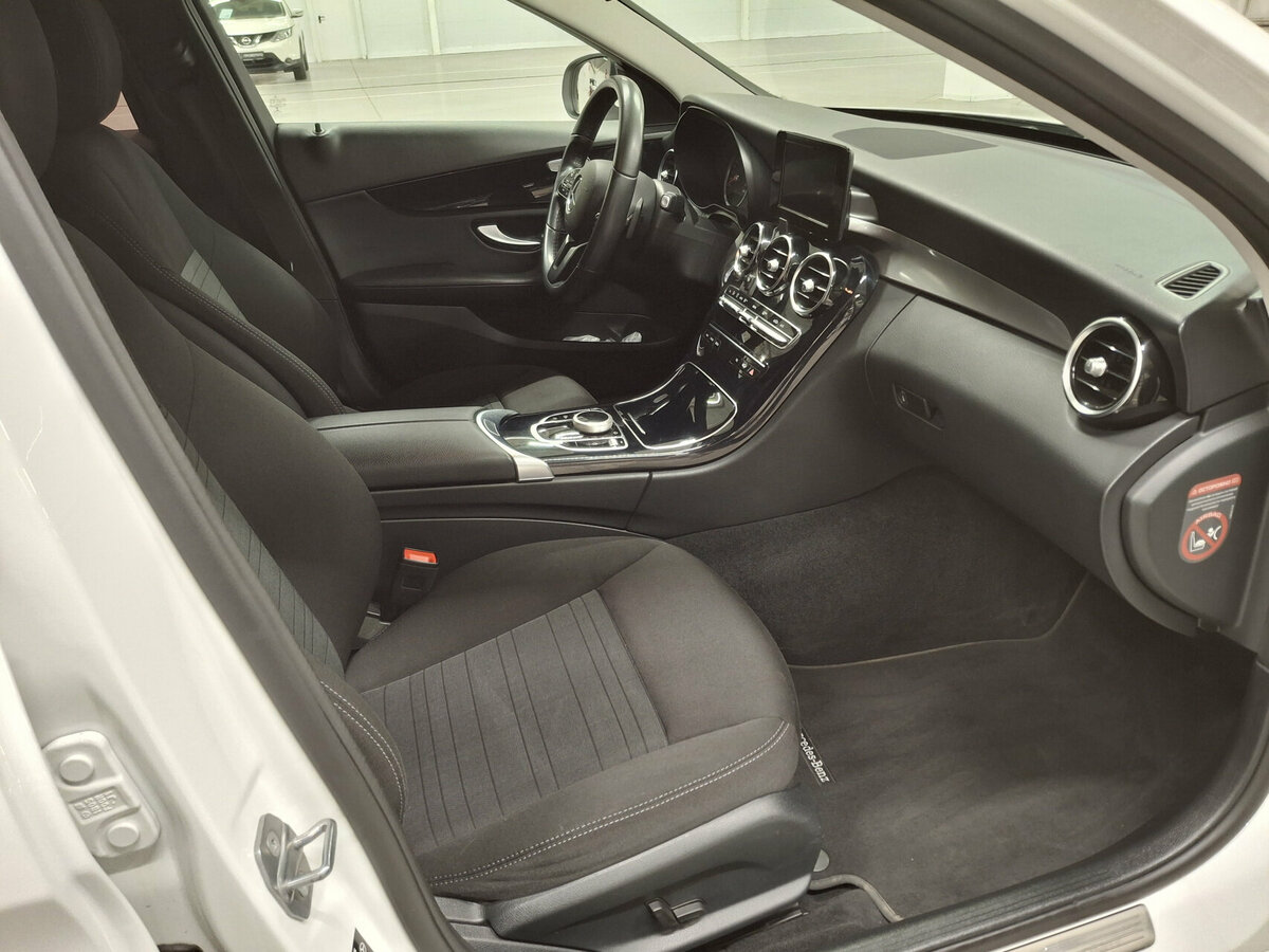 Mercedes-Benz C-Класс 180 IV (W205) Рестайлинг, 2018 Фото №9