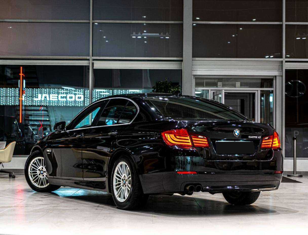 BMW 5 серии 525d xDrive, 2012 Фото №4
