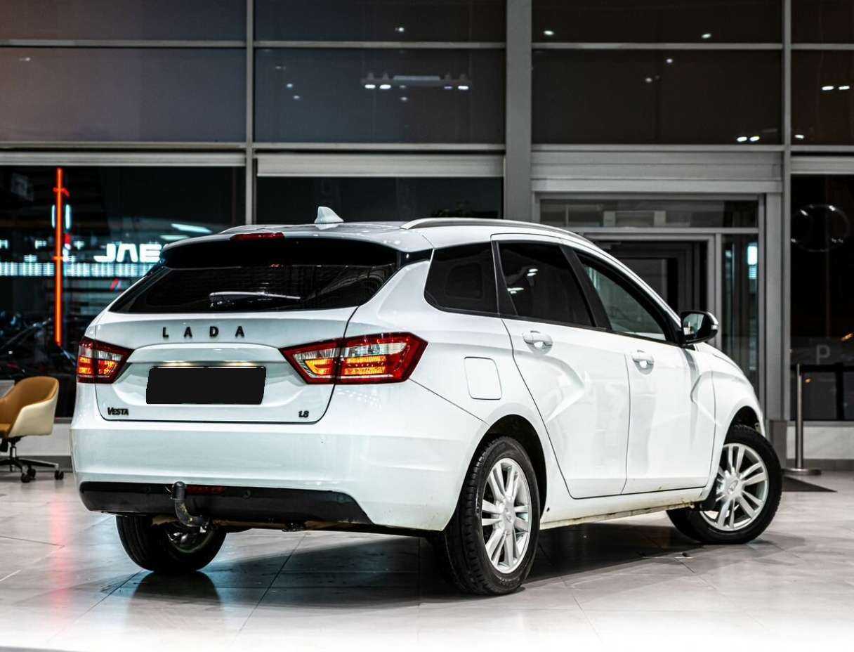 Lada (ВАЗ) Vesta SW, 2019 - 105 000 км. | Фото №3
