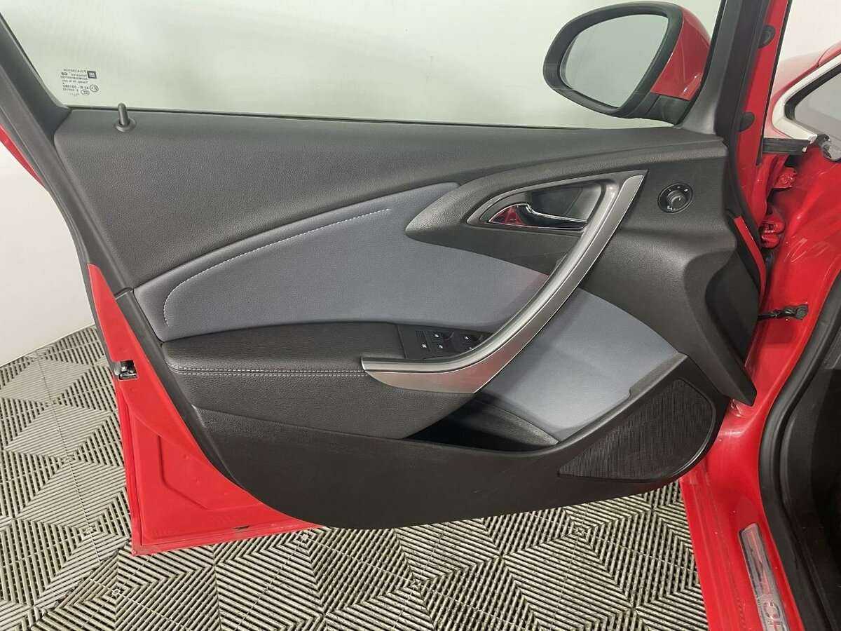 Opel Astra, 2013 - 112 653 км. | Фото №8