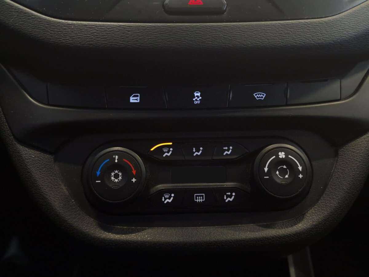 Lada (ВАЗ) Vesta SW, 2020 - 60 420 км. | Фото №8