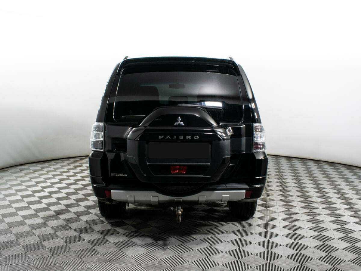 Mitsubishi Pajero, 2015 - 244 530 км. | Фото №4