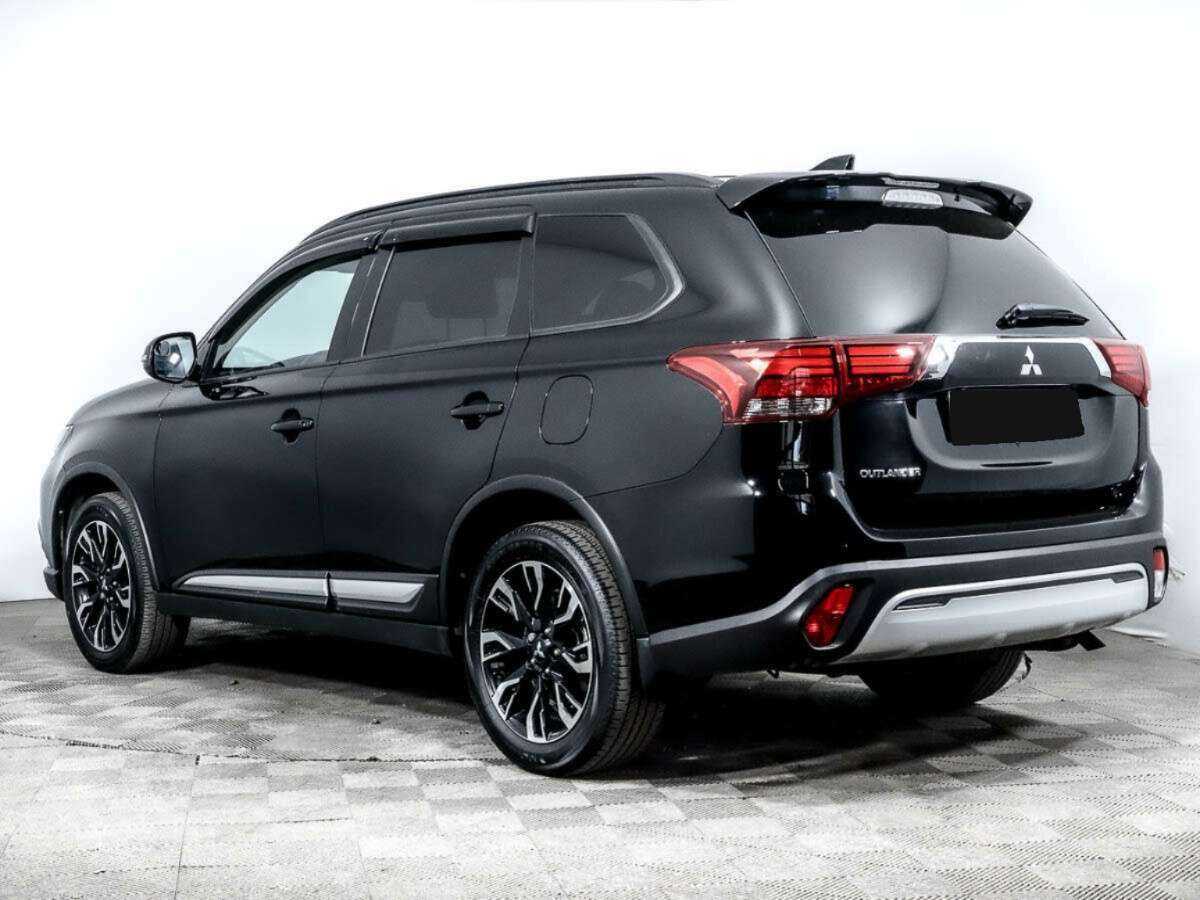 Mitsubishi Outlander, 2022 - 27 500 км. | Фото №6
