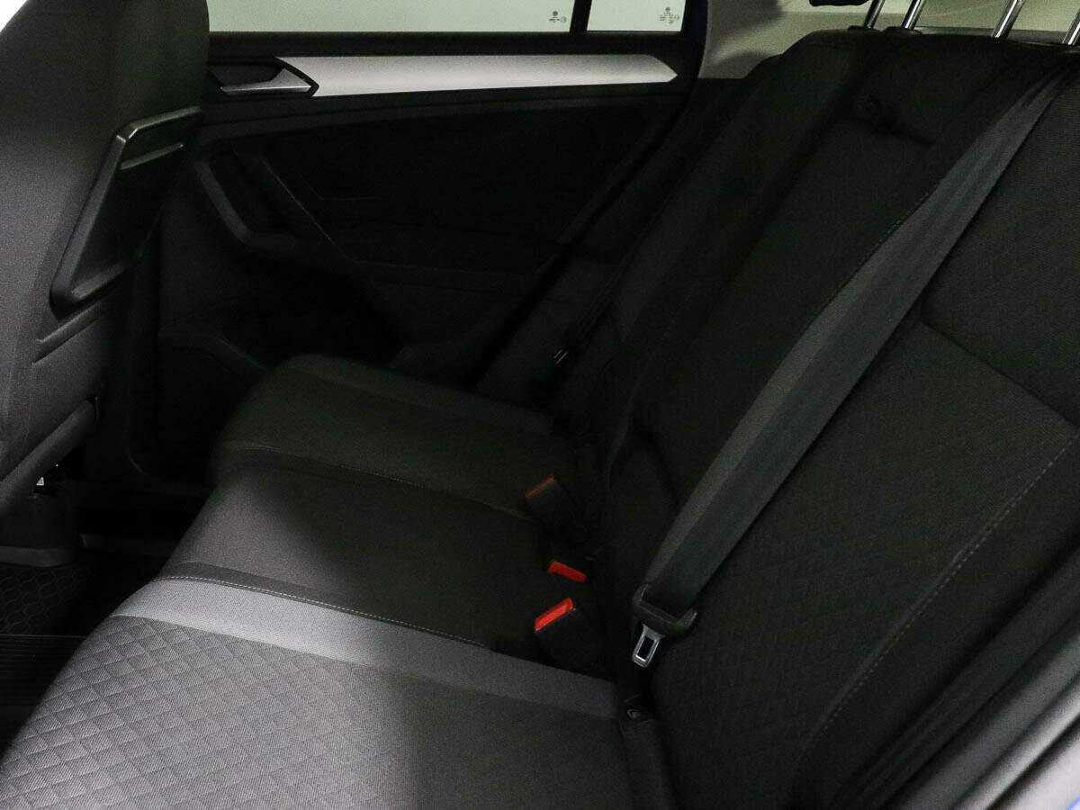 Volkswagen Tiguan, 2020 - 63 380 км. | Фото №5