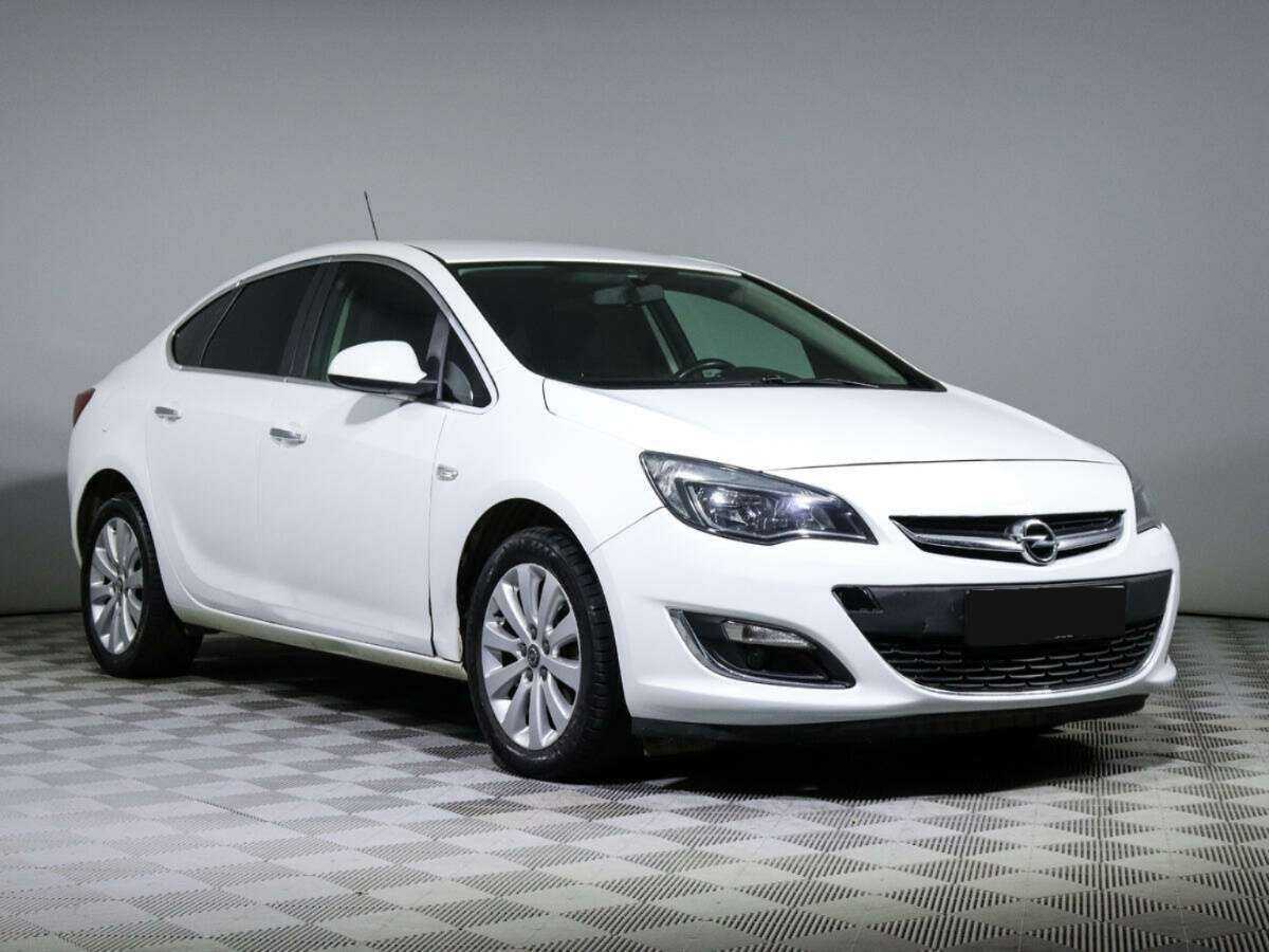 Opel Astra, 2013 - 98 000 км. | Фото №3