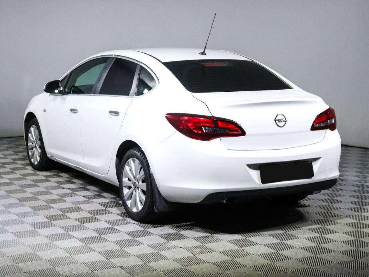 Opel Astra, 2014 - 186 666 км. | Фото №6