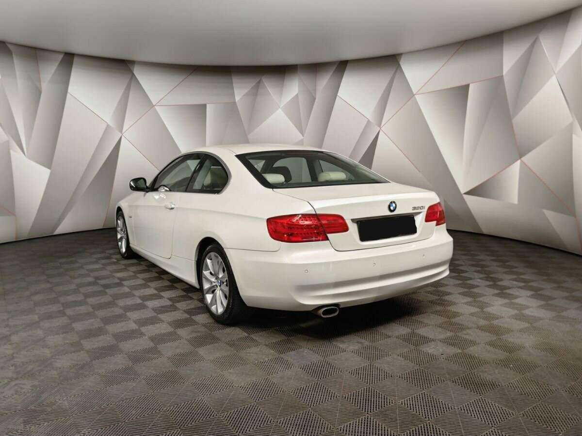 BMW 3 серии 320i, 2012 - 84 685 км. | Фото №4
