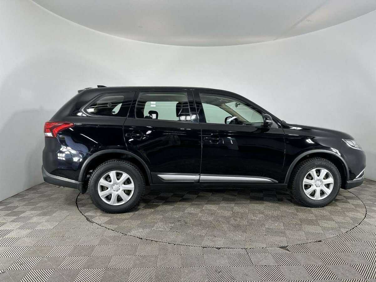 Mitsubishi Outlander, 2017 - 146 761 км. | Фото №4