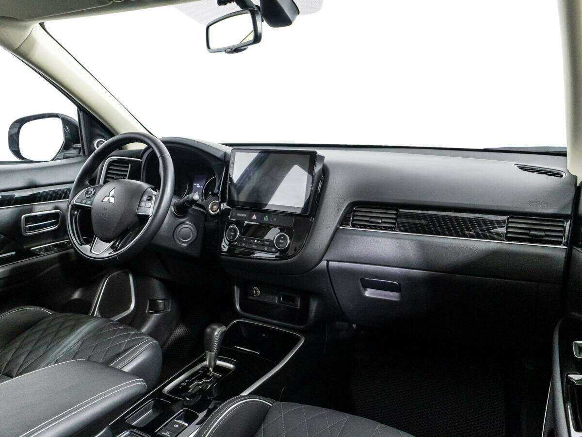 Mitsubishi Outlander, 2022 - 35 240 км. | Фото №8