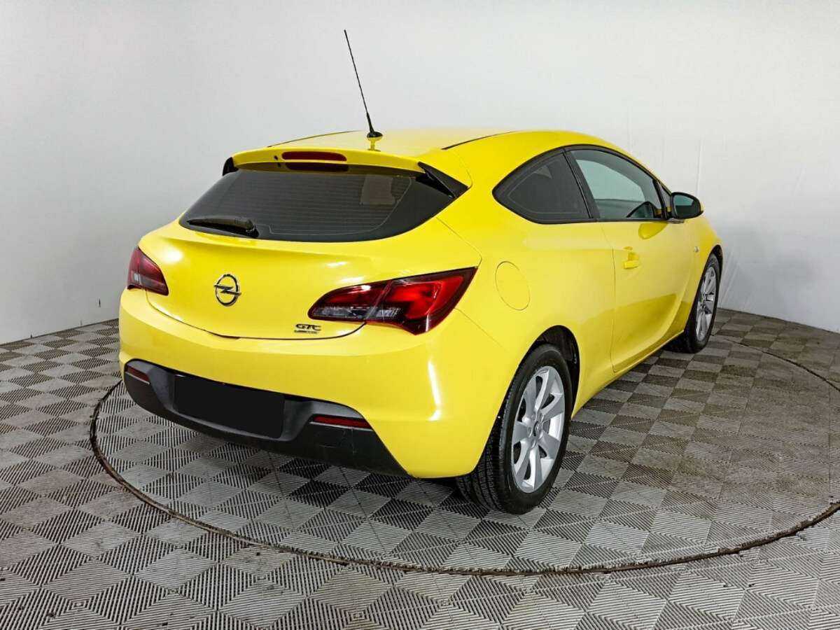 Opel Astra GTC, 2014 - 170 002 км. | Фото №4