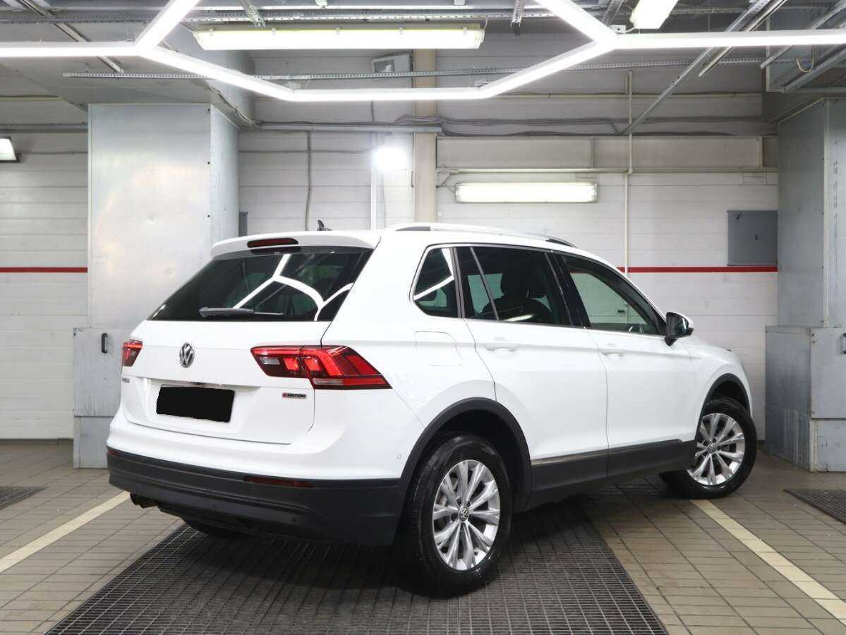 Volkswagen Tiguan, 2018 - 67 000 км. | Фото №2