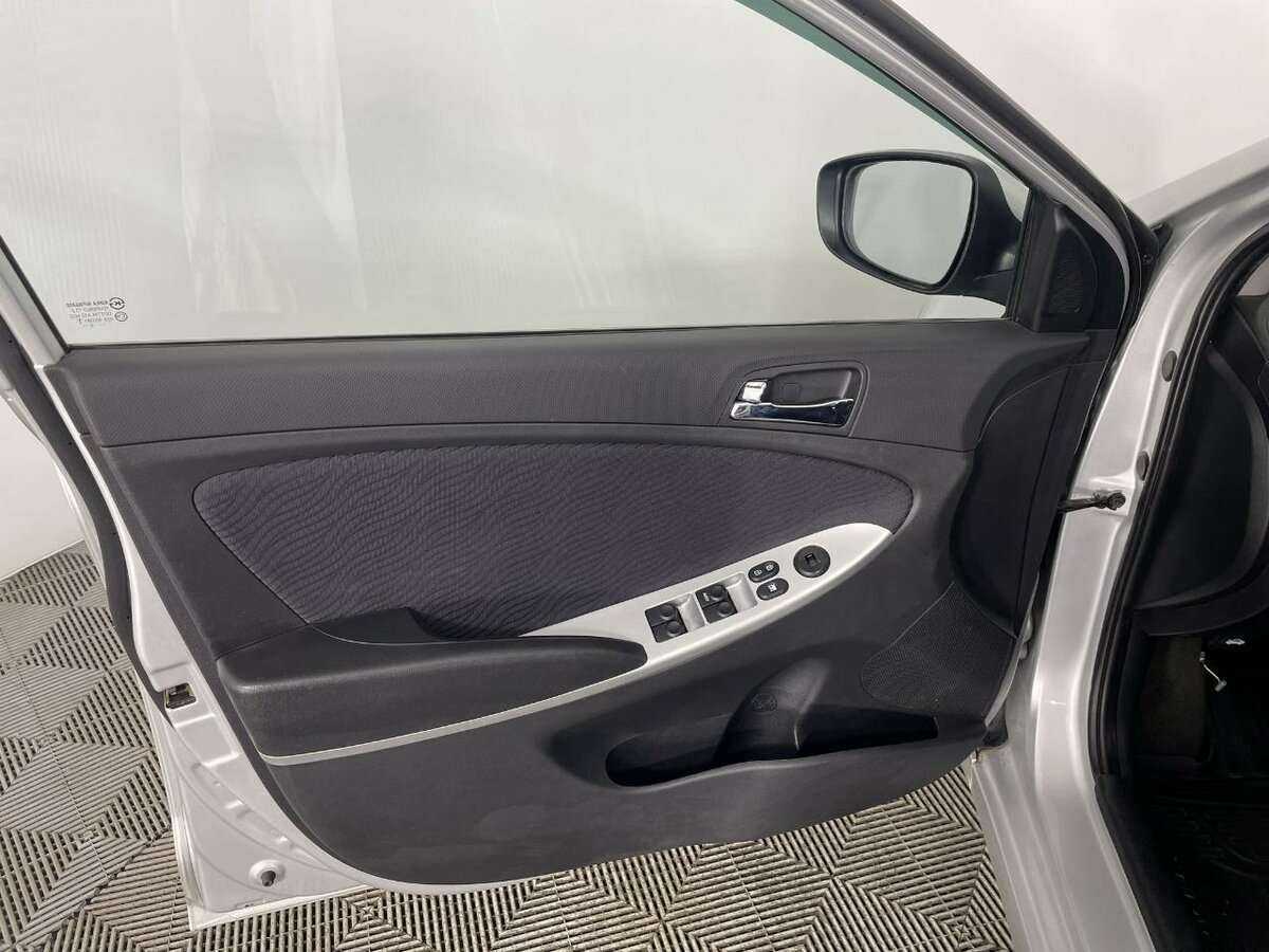 Hyundai Solaris, 2012 - 117 416 км. | Фото №8