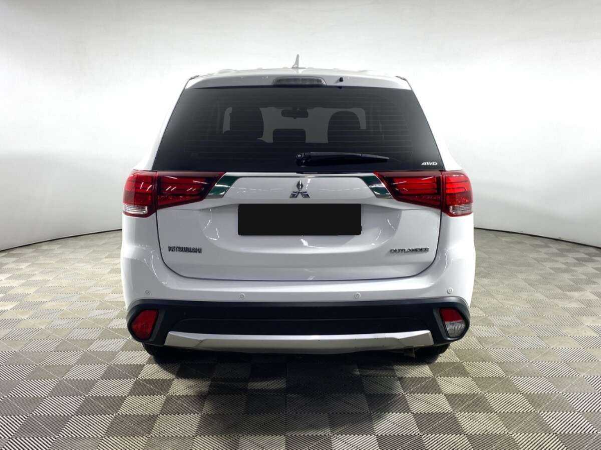 Mitsubishi Outlander, 2017 - 105 000 км. | Фото №6