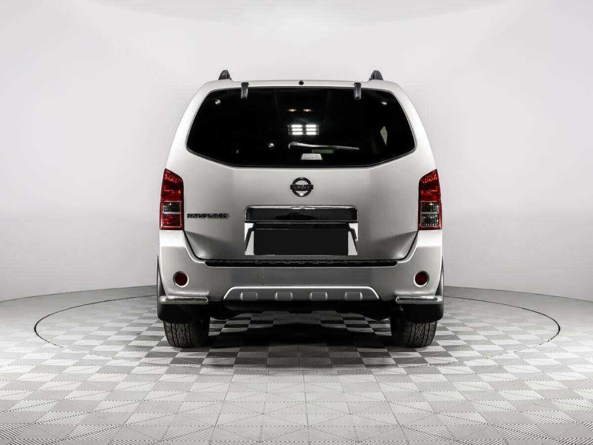 Nissan Pathfinder, 2012 - 108 185 км. | Фото №6