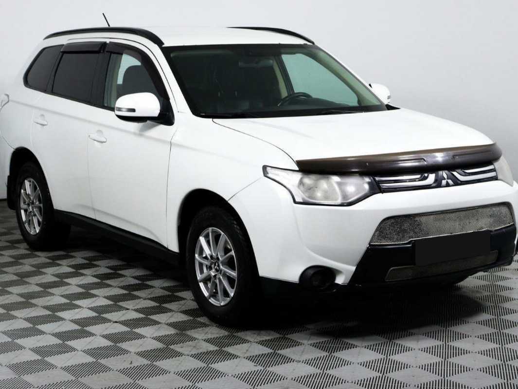 Mitsubishi Outlander, 2013 - 272 235 км. | Фото №3
