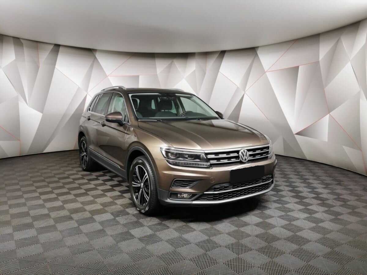 Volkswagen Tiguan, 2018 - 65 216 км. | Фото №3