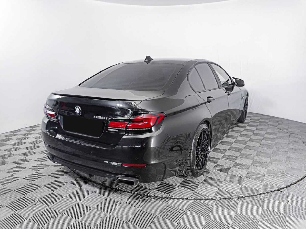 BMW 5 серии 528i xDrive, 2012 - 278 454 км. | Фото №4