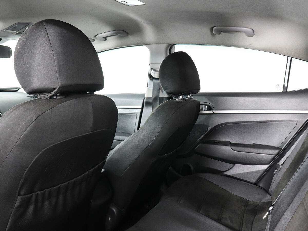 Hyundai Elantra, 2018 - 259 303 км. | Фото №7