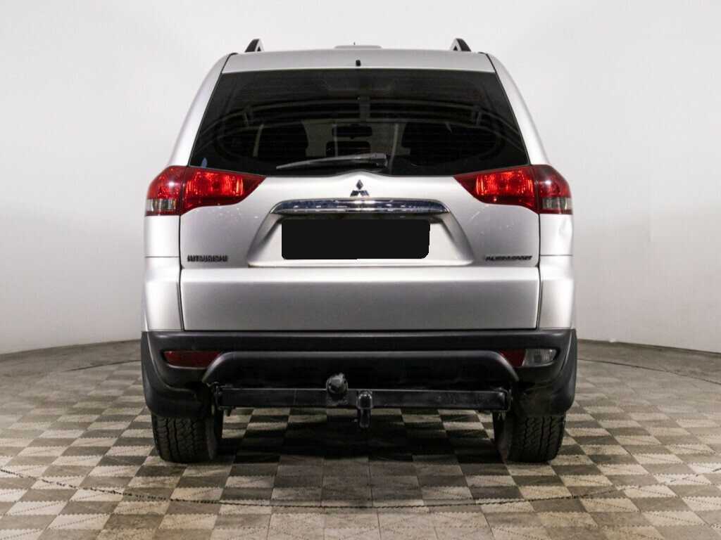 Mitsubishi Pajero Sport, 2014 - 166 819 км. | Фото №6