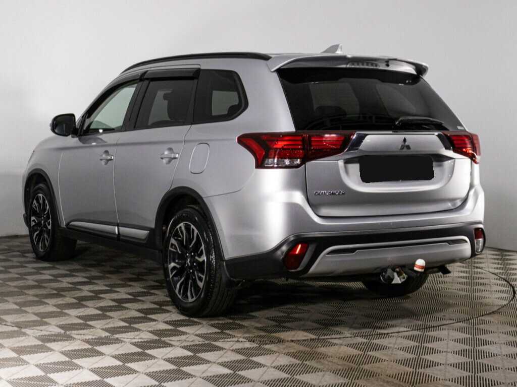 Mitsubishi Outlander, 2021 - 28 857 км. | Фото №7