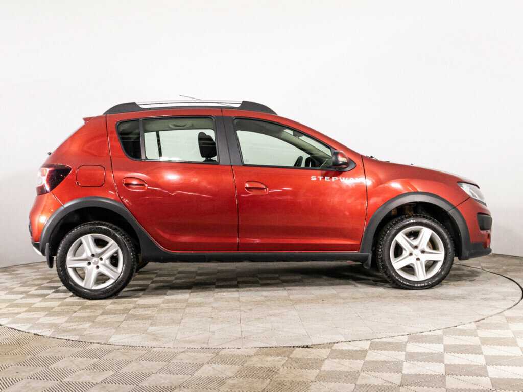 Renault Sandero Stepway, 2017 - 112 654 км. | Фото №4