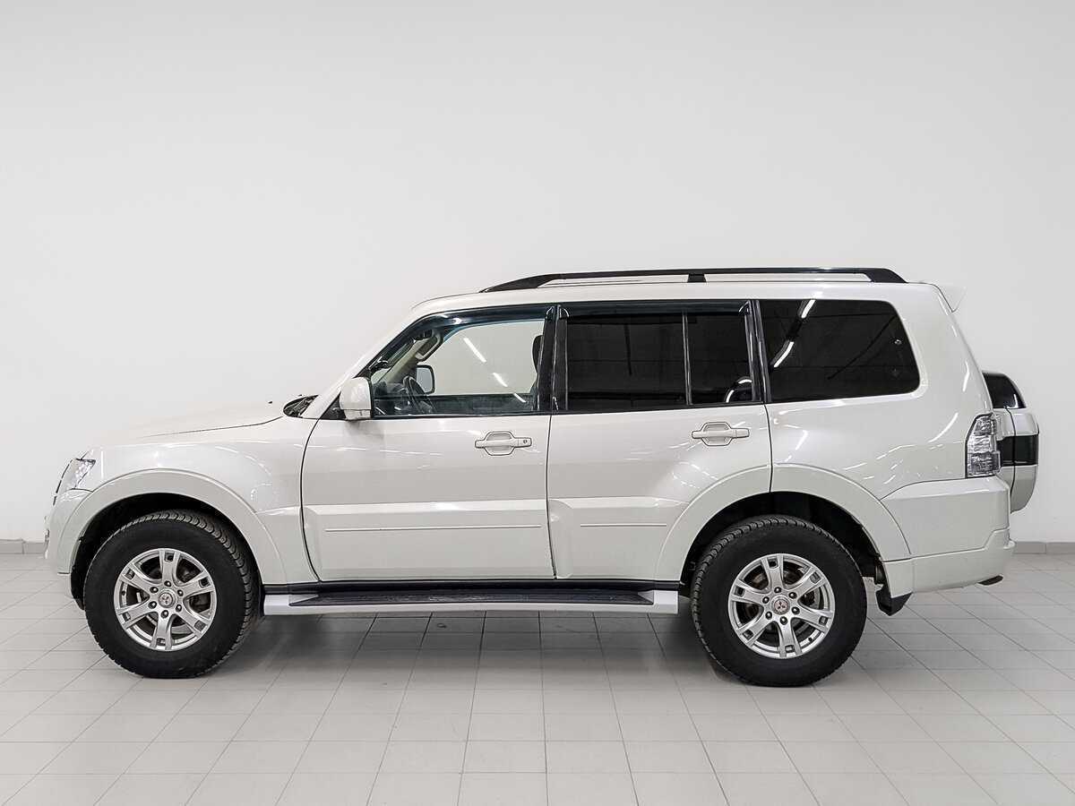 Mitsubishi Pajero, 2015 - 235 560 км. | Фото №8