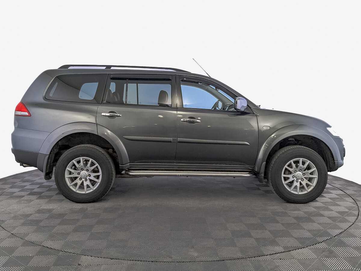 Mitsubishi Pajero Sport, 2013 - 117 119 км. | Фото №4