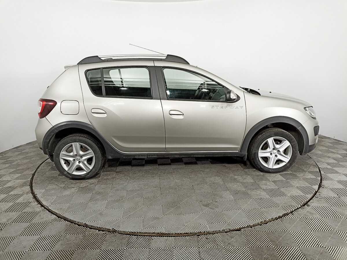 Renault Sandero Stepway, 2017 - 49 571 км. | Фото №4