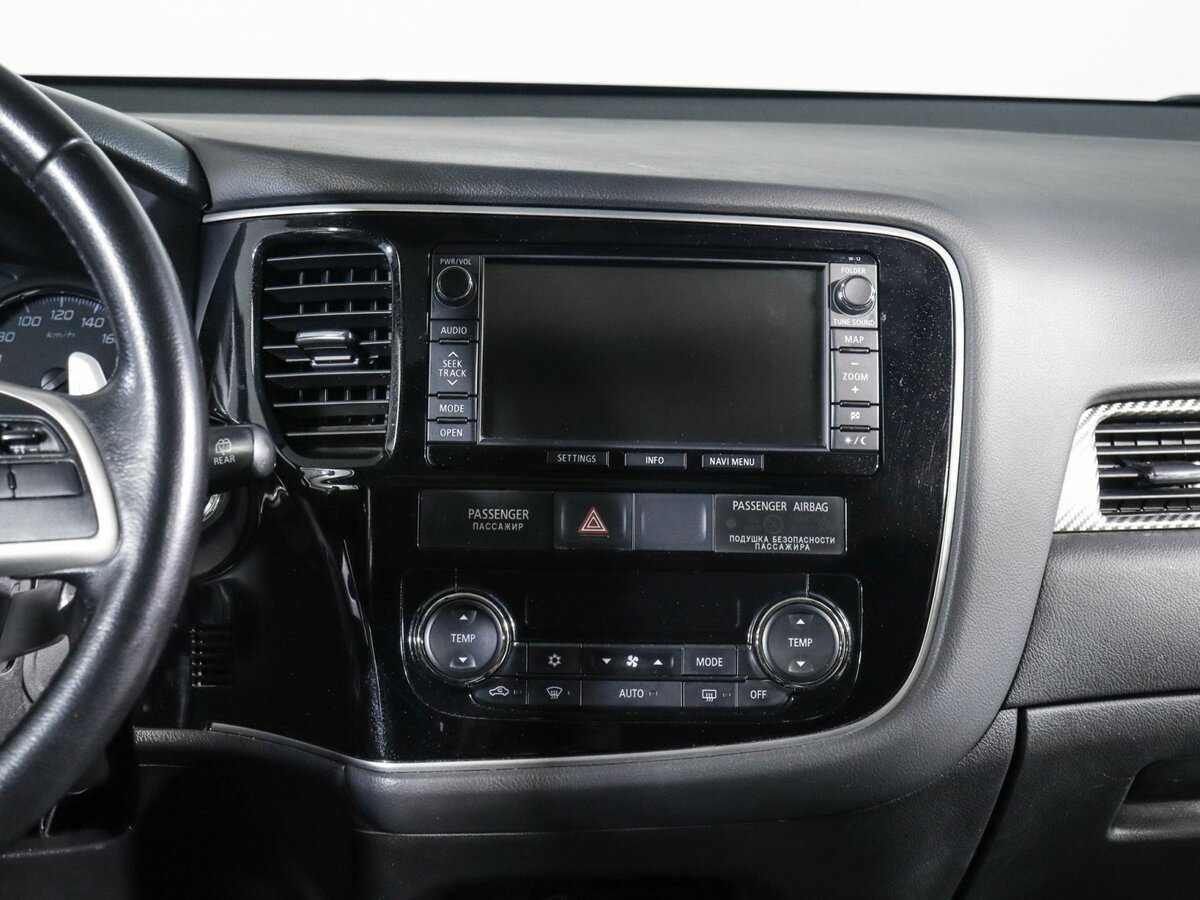 Mitsubishi Outlander, 2014 - 67 349 км. | Фото №7