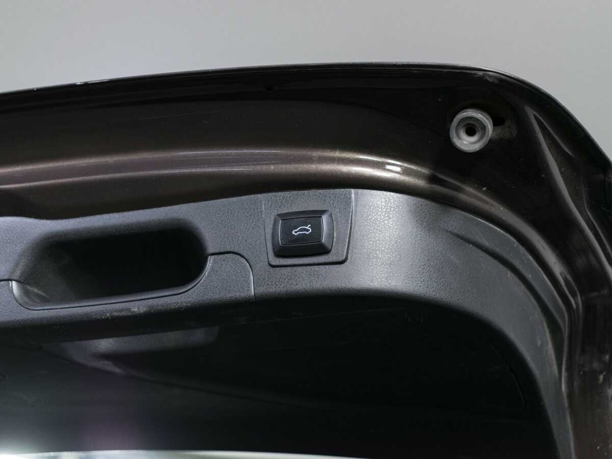 Lada (ВАЗ) Vesta SW Cross, 2019 - 115 624 км. | Фото №8